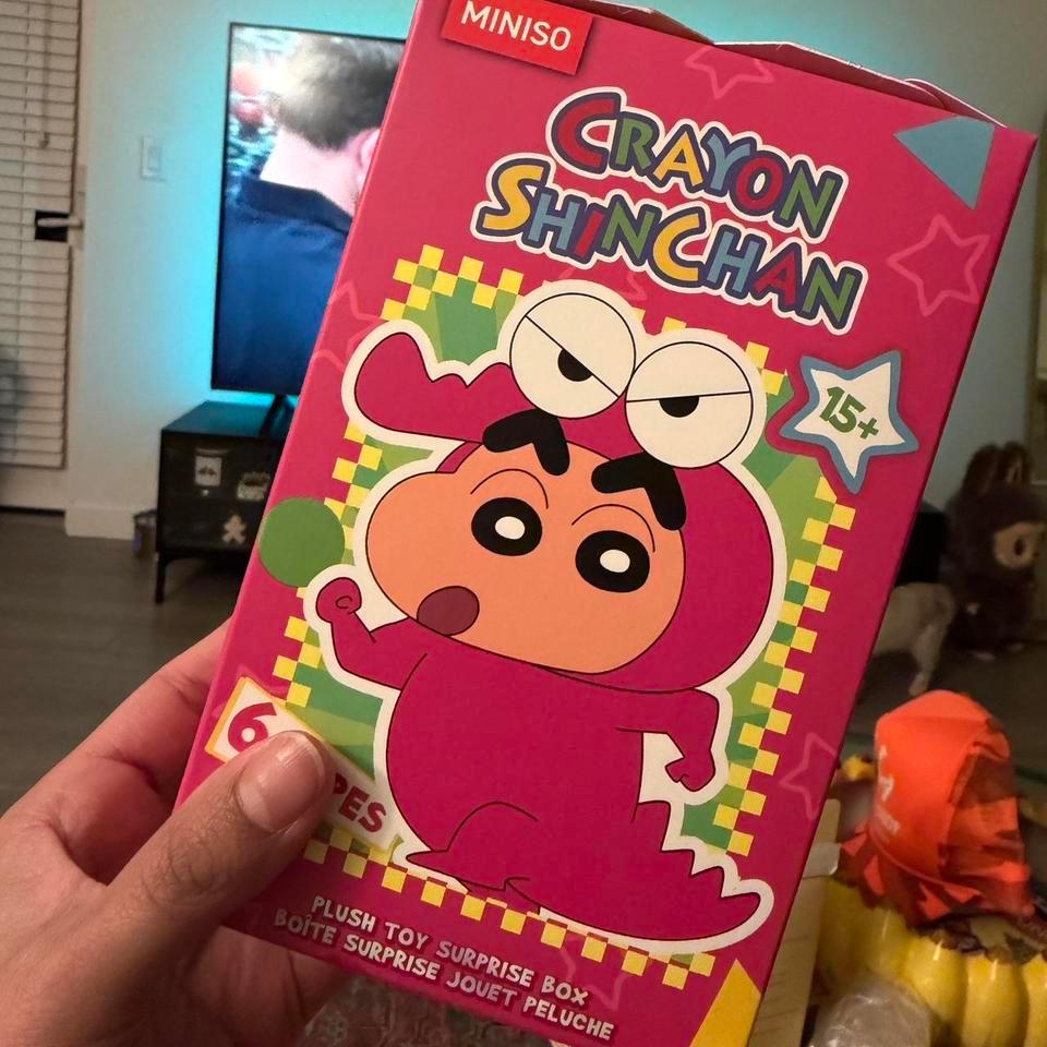 Crayon Shinchan Plush Surprise Box