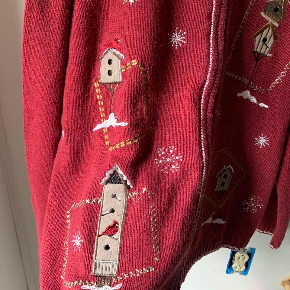 Red And White Embroidered Birdhouse 4