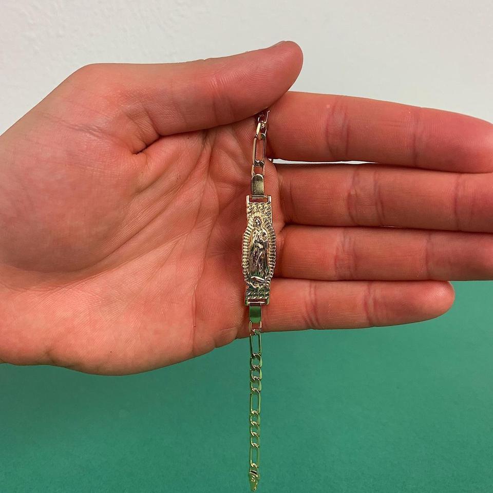 Vintage Y2k Style Gold Saint 17ae 3