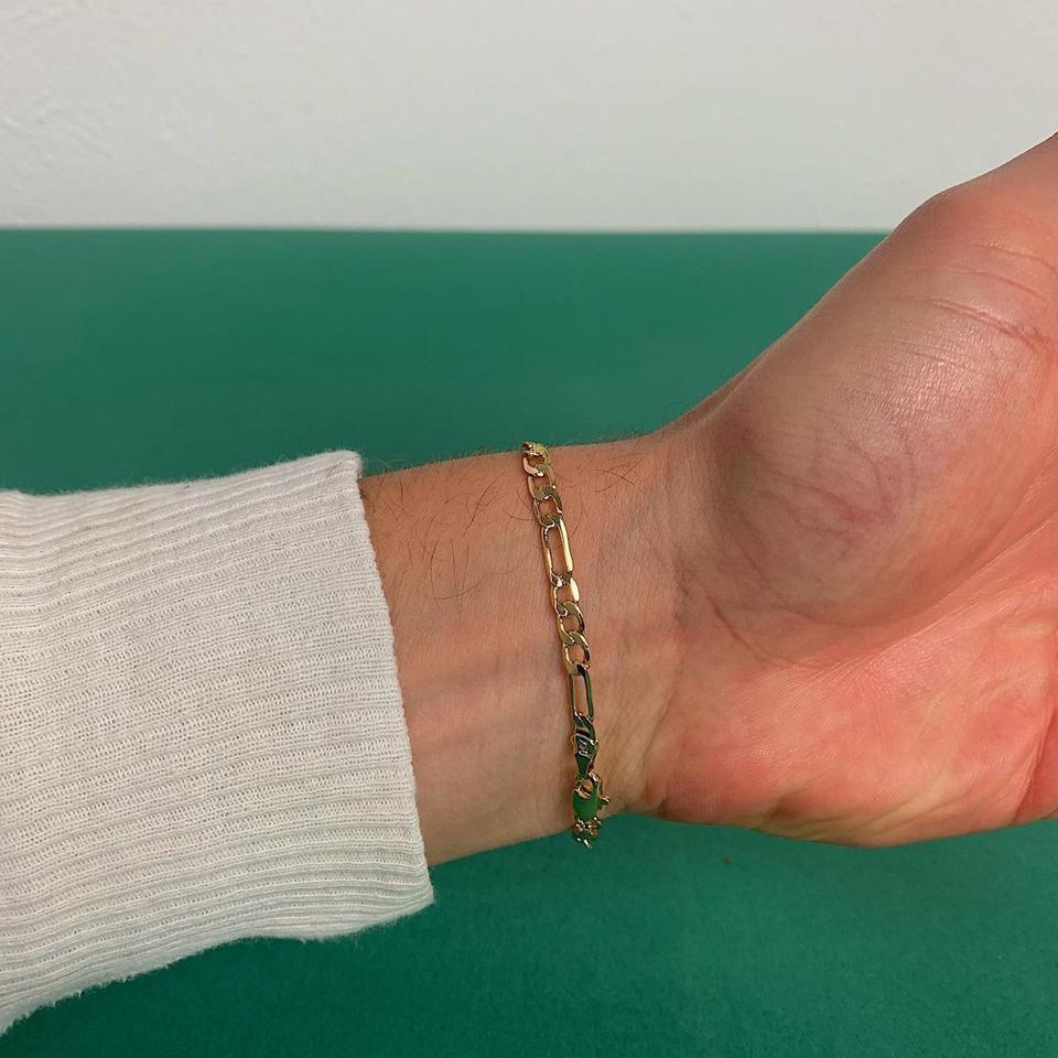 Vintage Y2k Style Gold Saint 8042 4