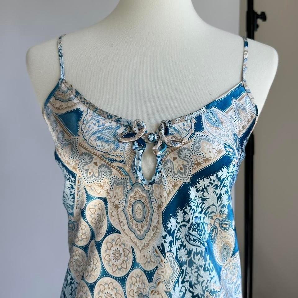Blue And Cream Patterned Slip 5930 3