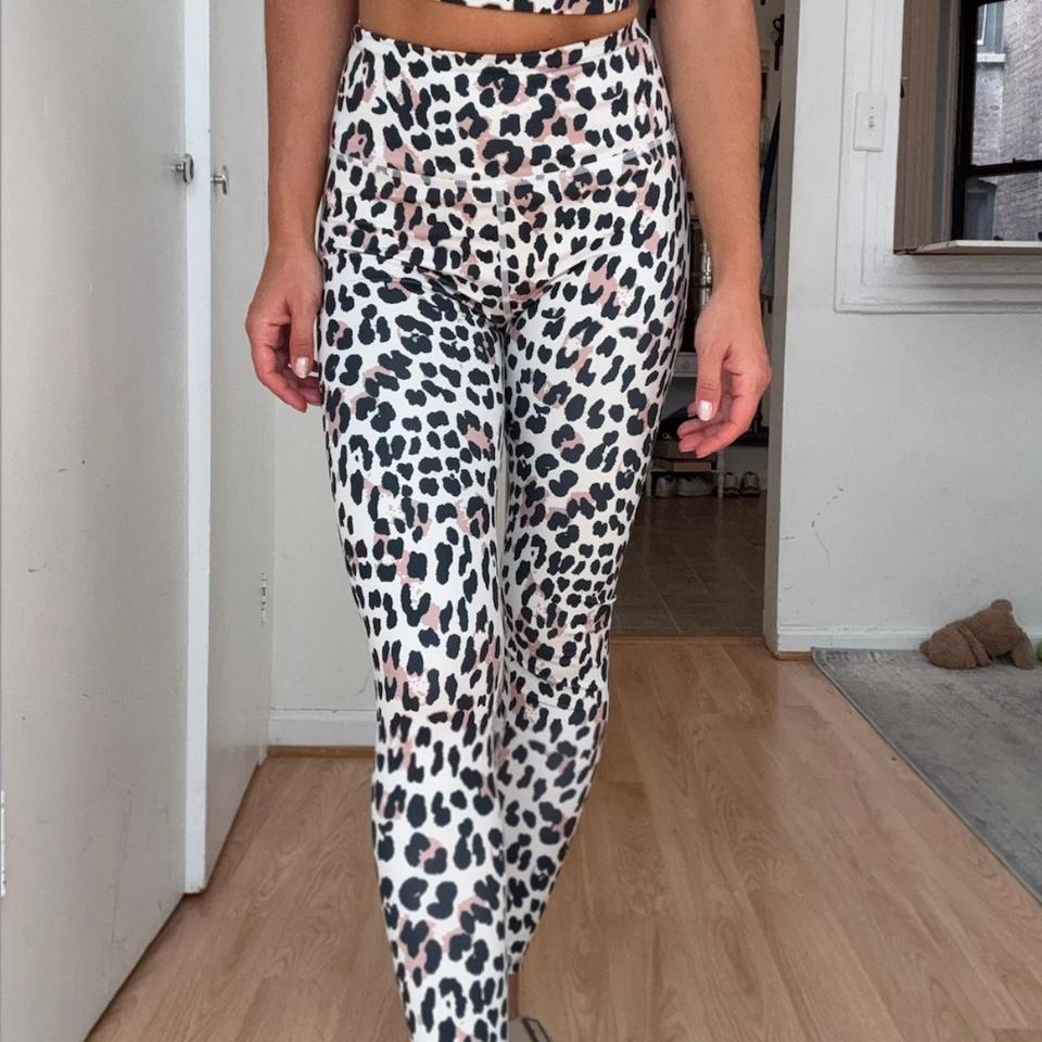 Scrunch Butt Cheetah Print Workout 3