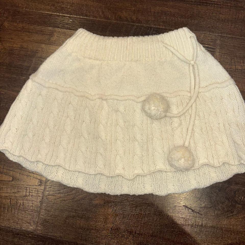 Cute Off White Winter Mini D119