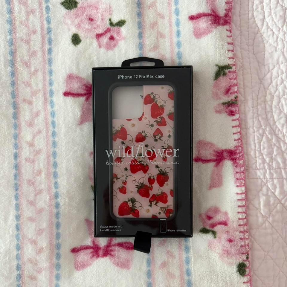 Wildflower Strawberry Case Iphone 12