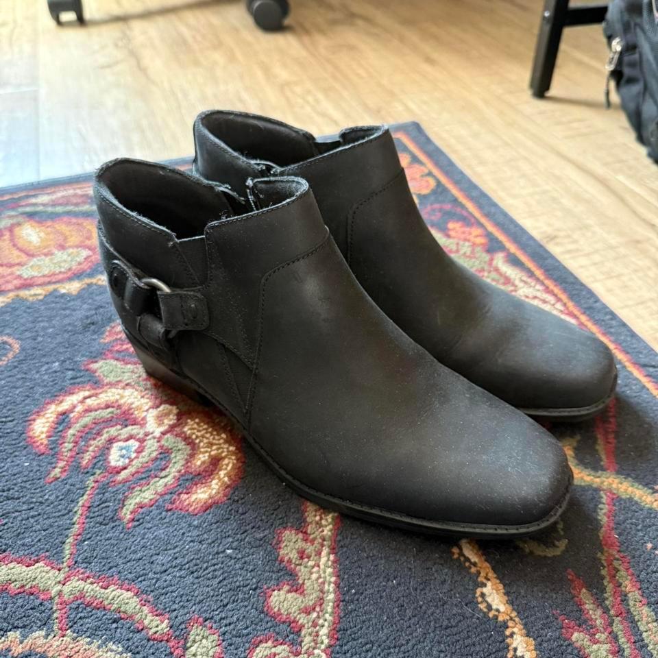 Clarks Black Leather Ankle Boots 5fbf 2