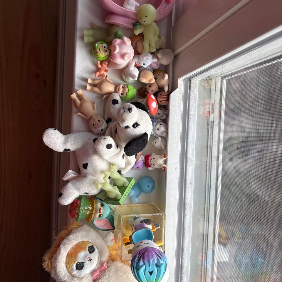 Mystery Package Contains 2 Trinkets 403e