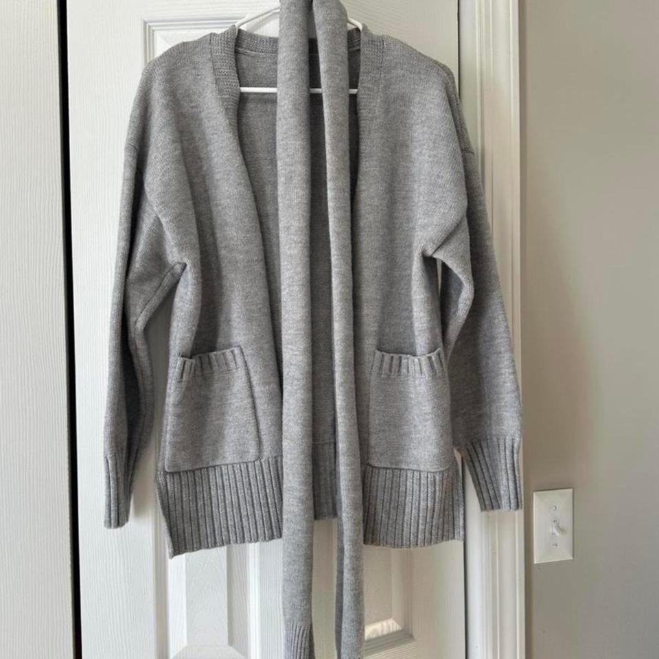Grey Cardigan With Pockets Cardigan E040 2
