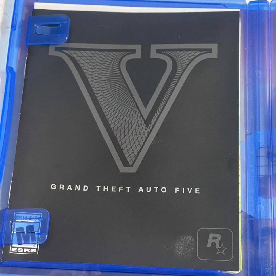 Grand Theft Auto V Premium F0e4 3