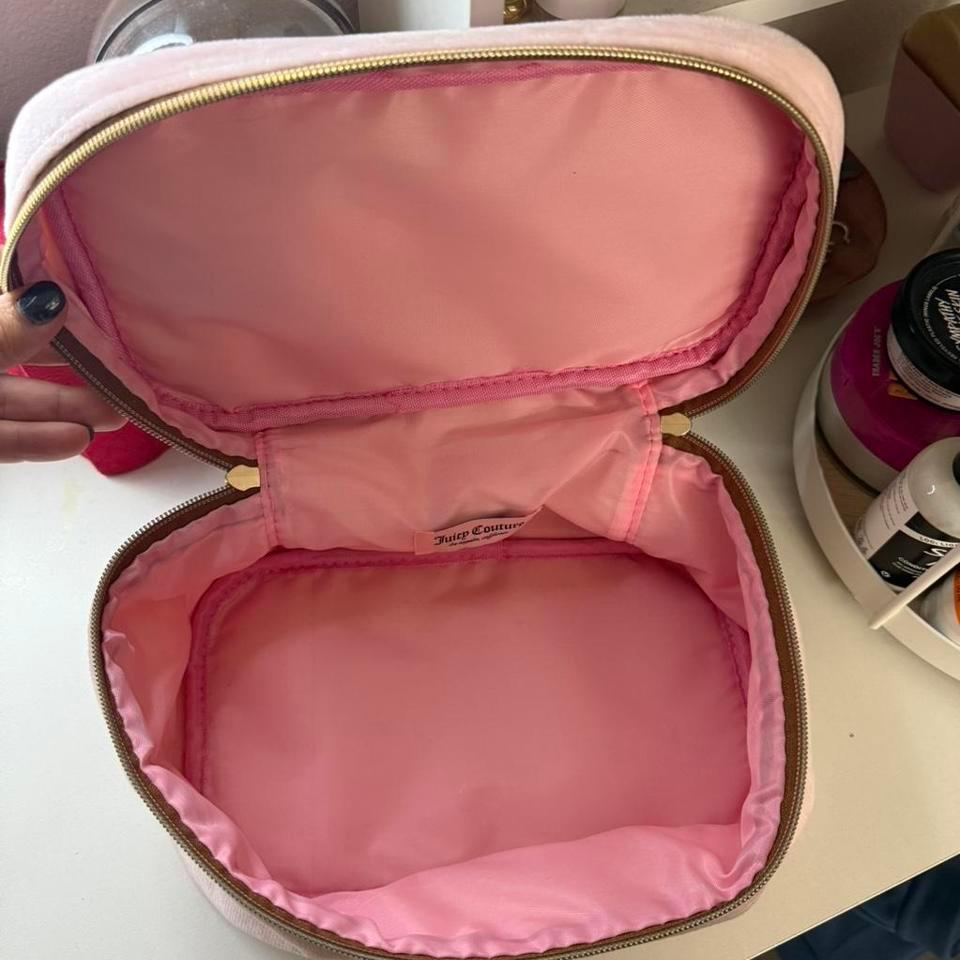 Juicy Couture Makeupvanity Case I B829 2