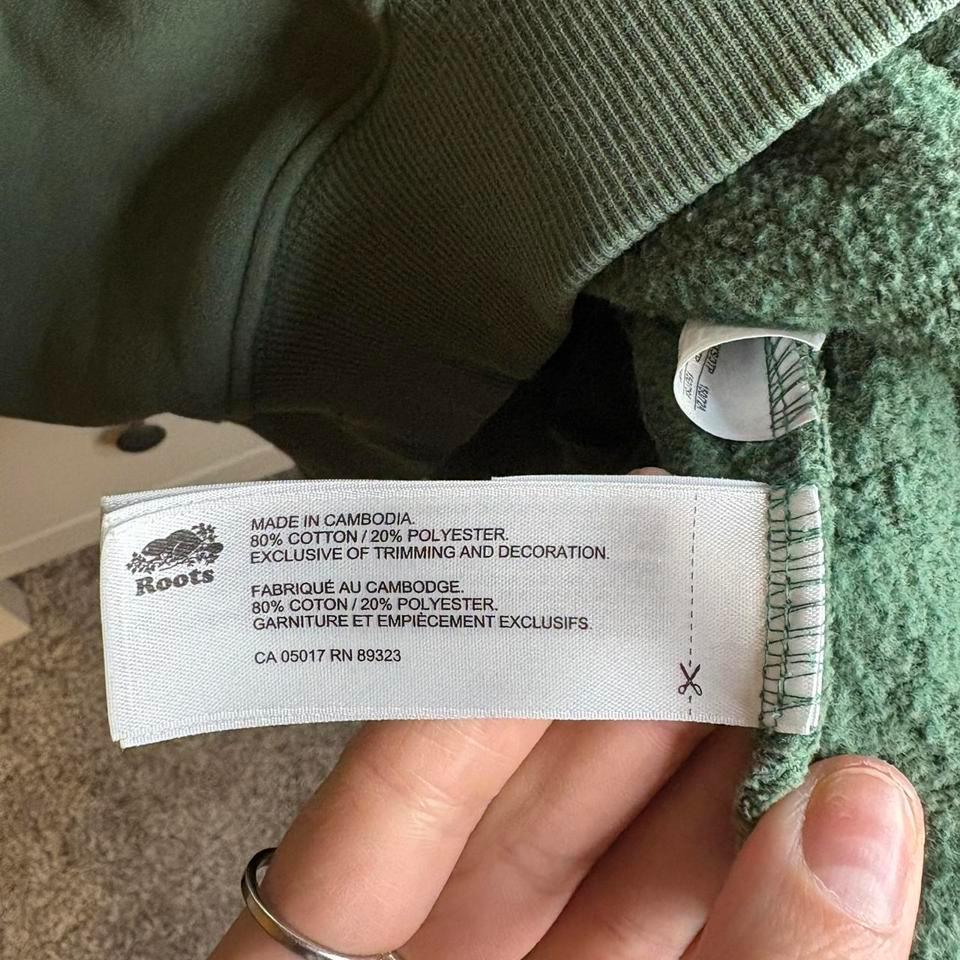 Roots Green Crewneck Sweatshirt Size 39b6 5
