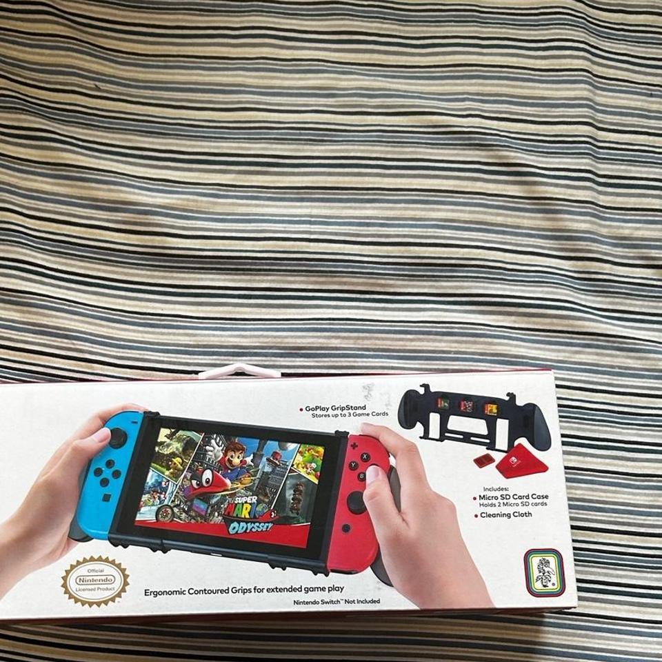 Nintendo Switch Grip Never Been 4b0e
