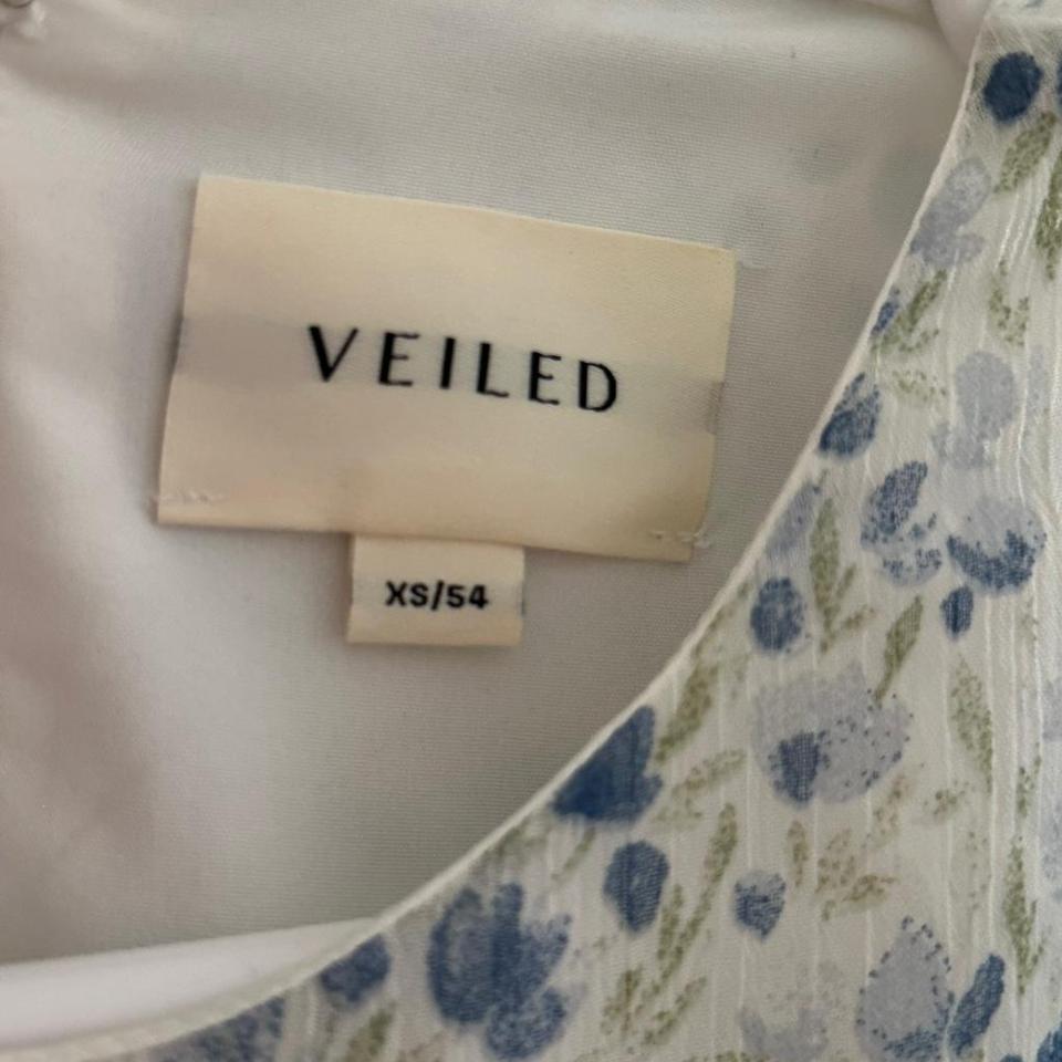 Veiled Blue Floral Maxi Dress A525 2