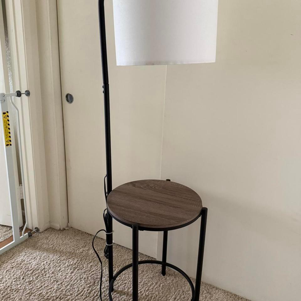 Black Floor Lamp With White 2