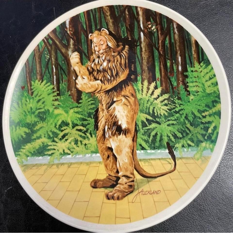 Vintage Wizard Of Oz Plate