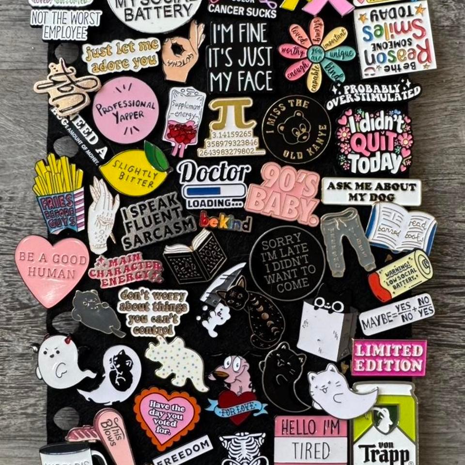 Disney Pin Brooch Have Tons 8cb0 8