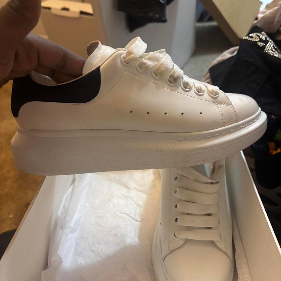 Alexander Mcqueen White Trainers Luxury 82ff 4