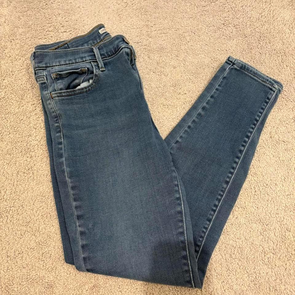 Levis 720 High Rise Super 2