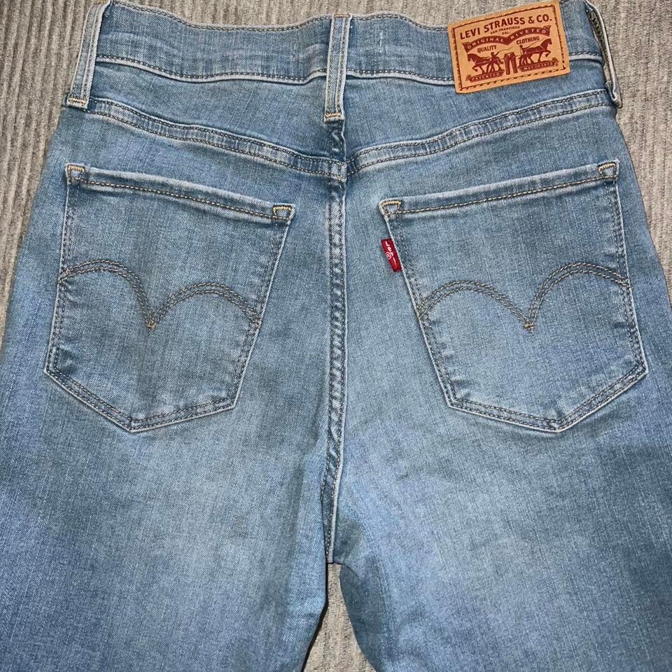 Levis 720 Blue High Rise 4