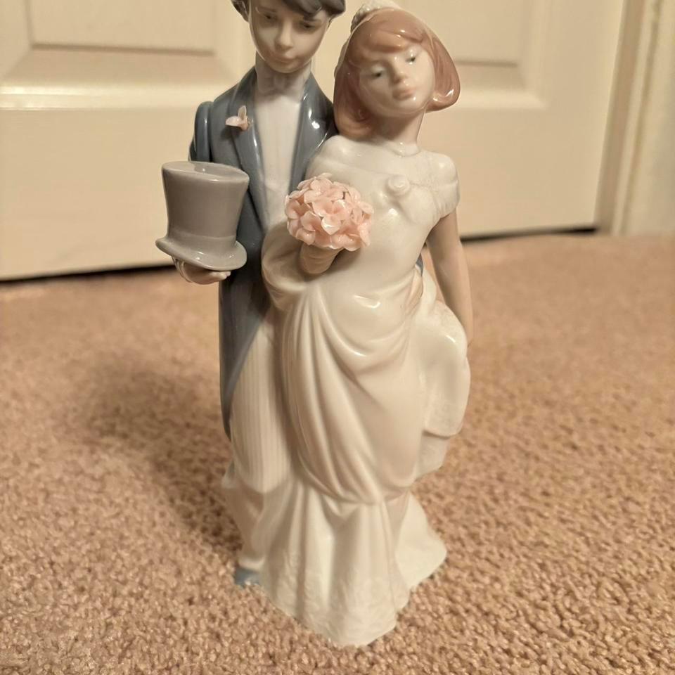 Vintage Rare Porcelain Lladro Figurine