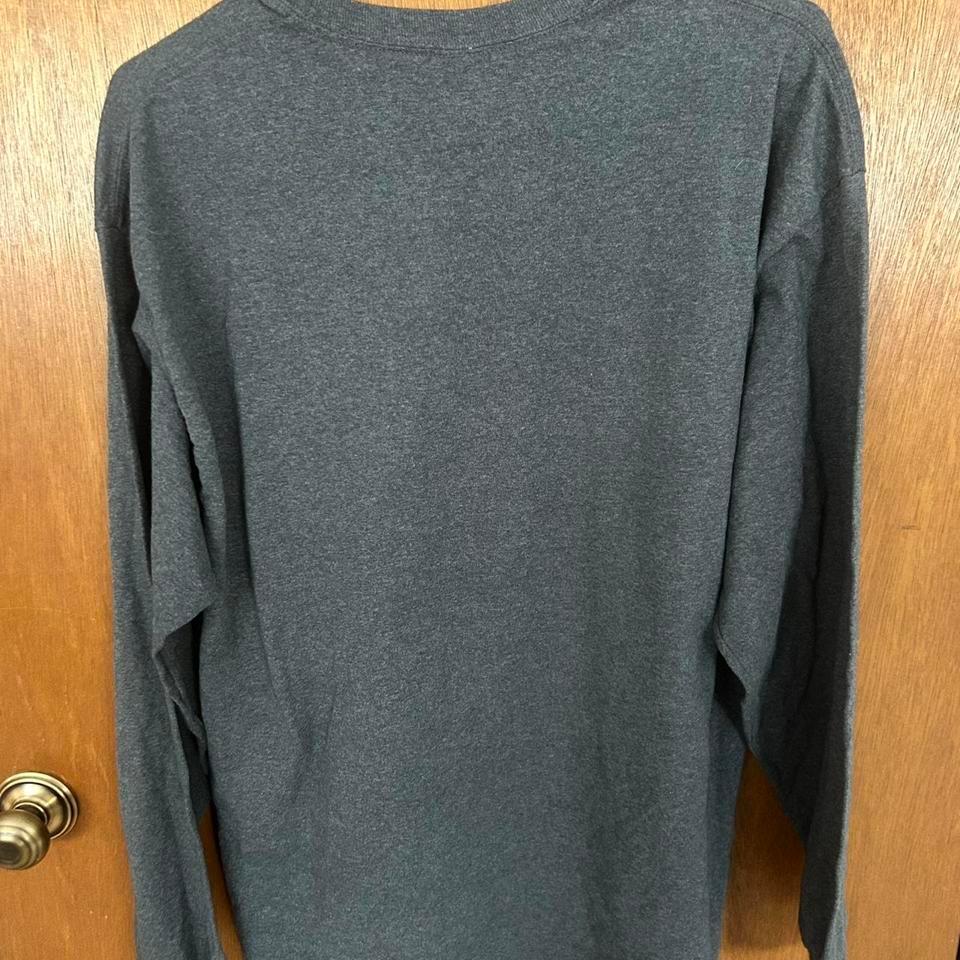 Grey Long Sleeve Graphic Tee 4