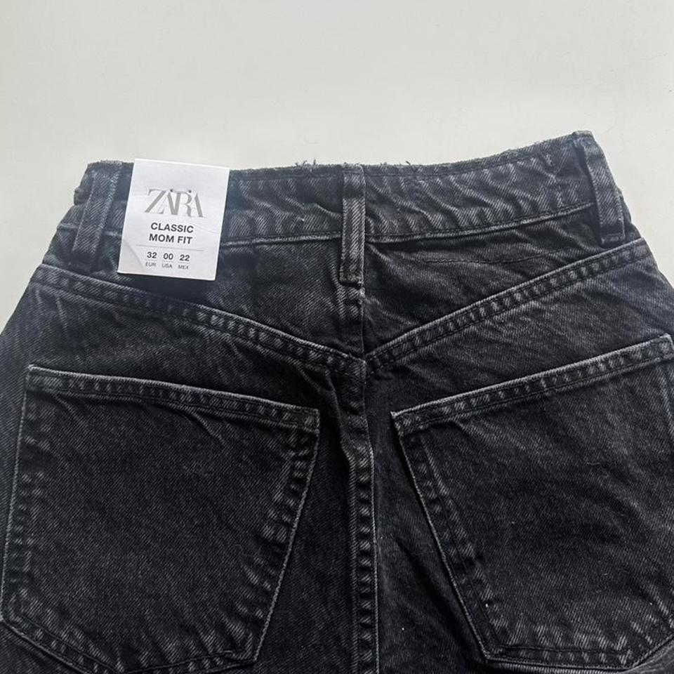 Size 00 Zara Black Classic 2310 2