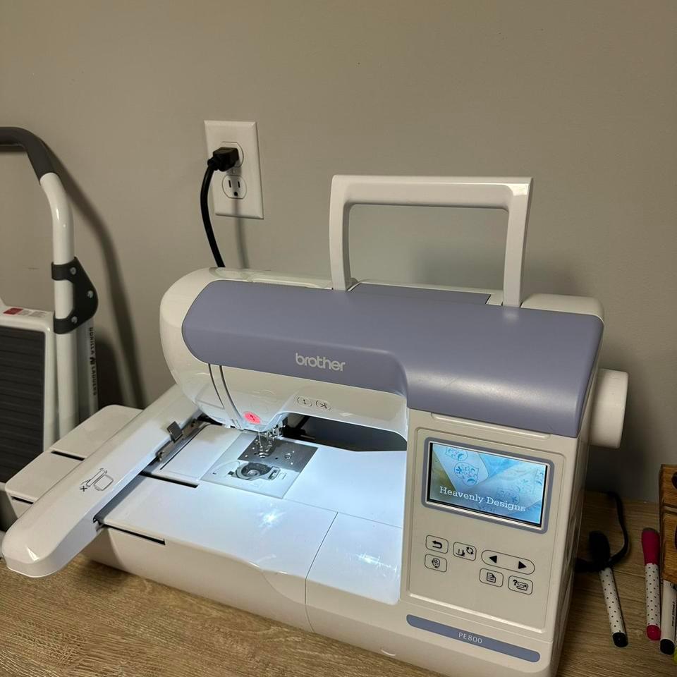 Like New Brother Pe800 Embroidery 3