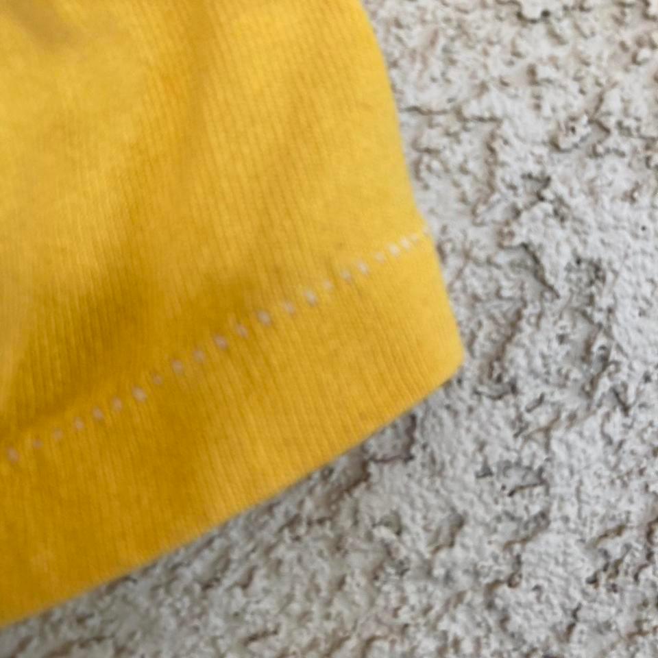 Yellow And White Vintage Russell Ec4a 4