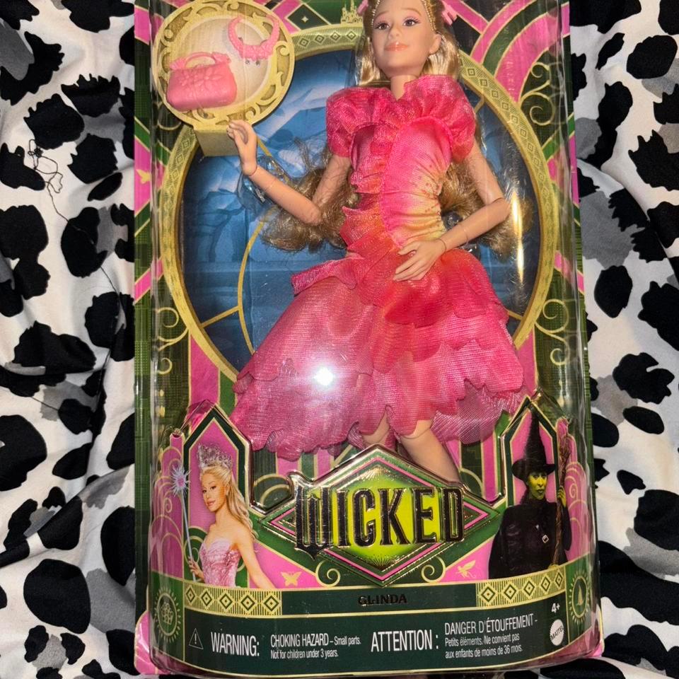 Wicked Glinda Doll Glinda Wicked 45cb