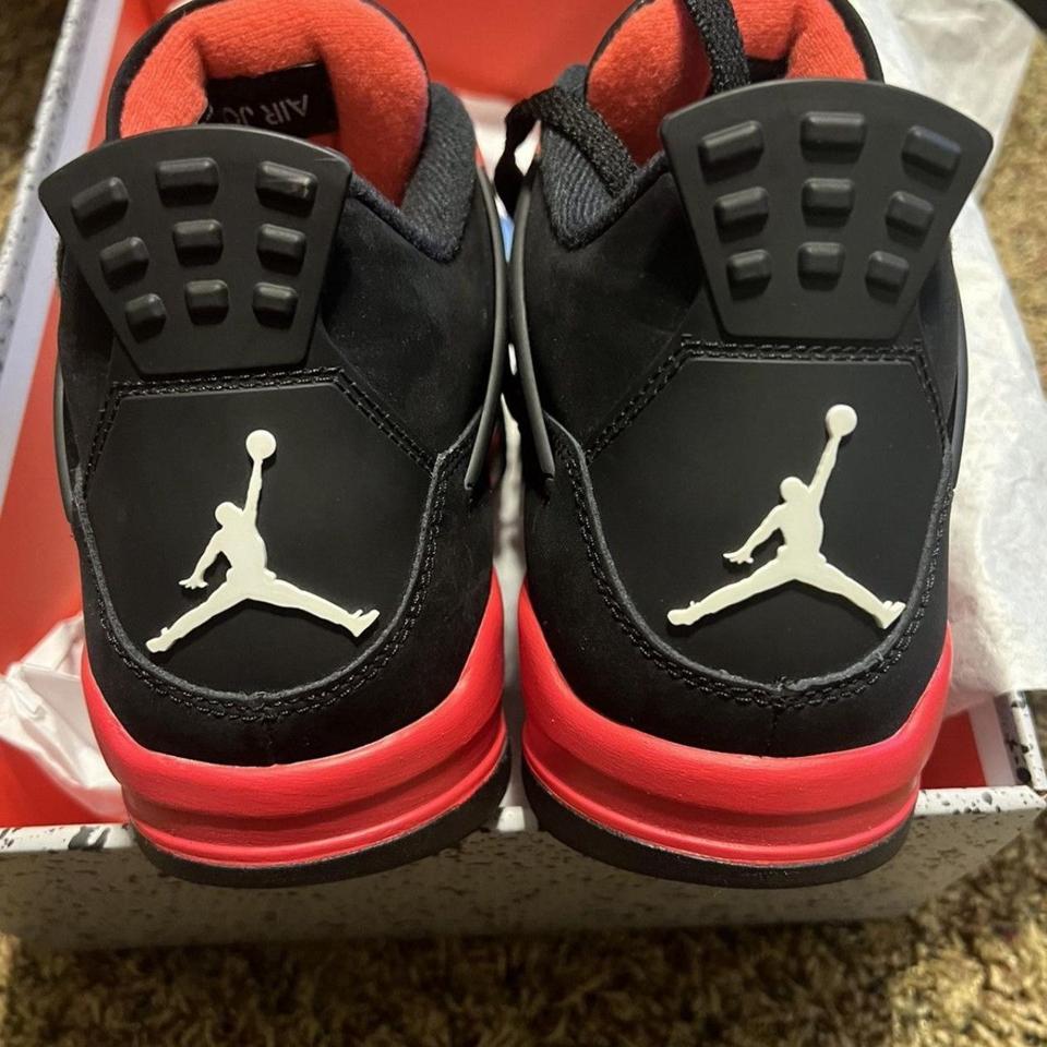 Jordan 4 Red Thunders Used 3