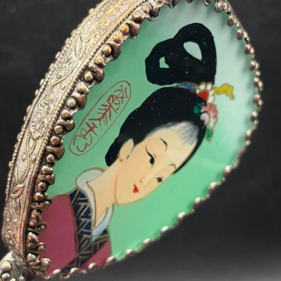 Vintage Hand Painted Asian Lady 2244 6