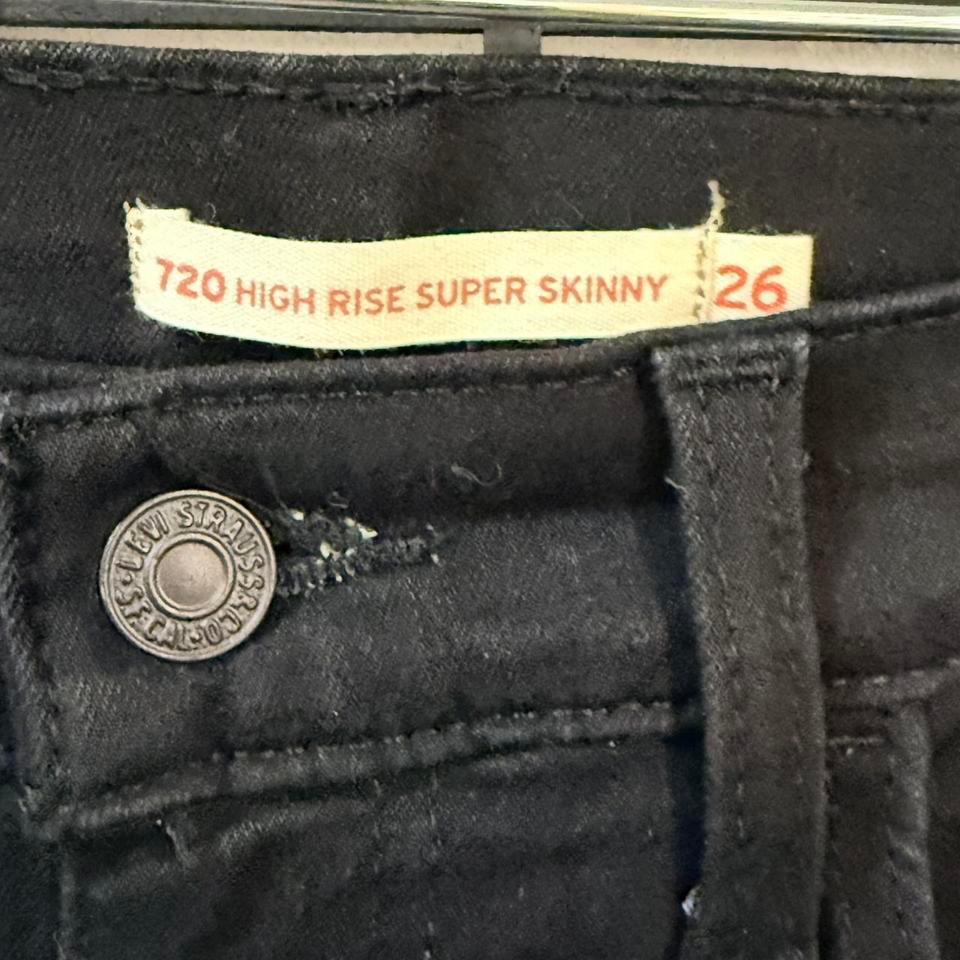 Levis 720 Black High Rise Super 2