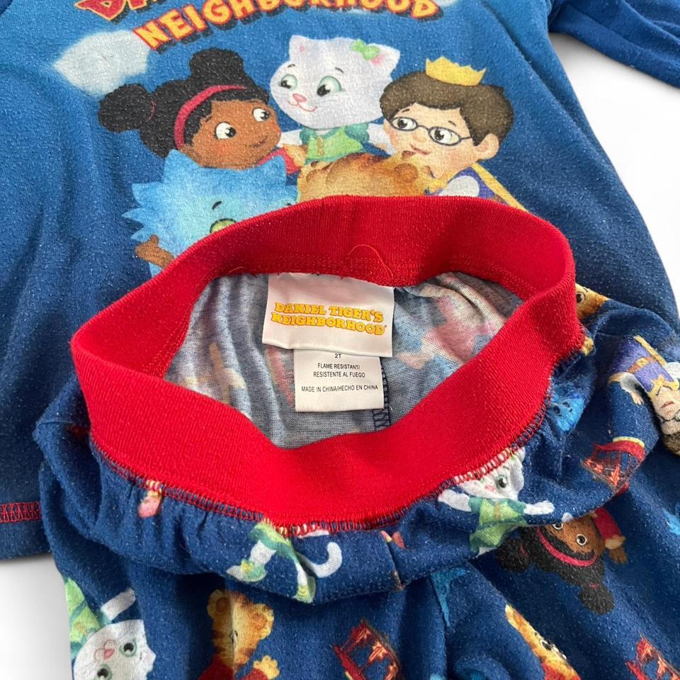 Adorable Daniel Tigers Neighborhood 2 Piece 9ad9 2