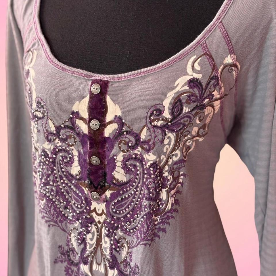 This Gray And Purple Long Sleeved D0a9 2