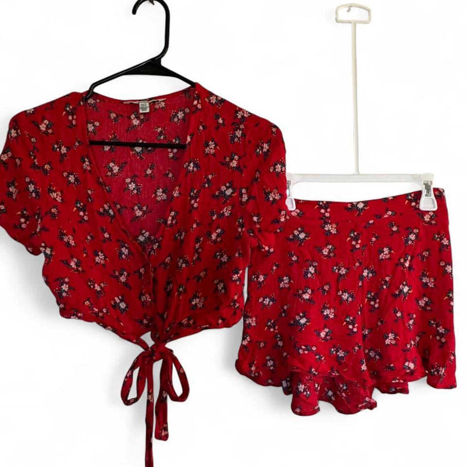 American Eagle Crop Tie Top