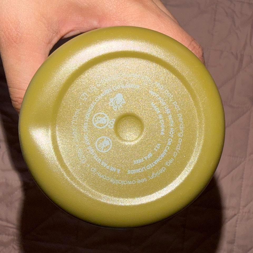 Owala 24oz Free Sip Olive 96c1 6