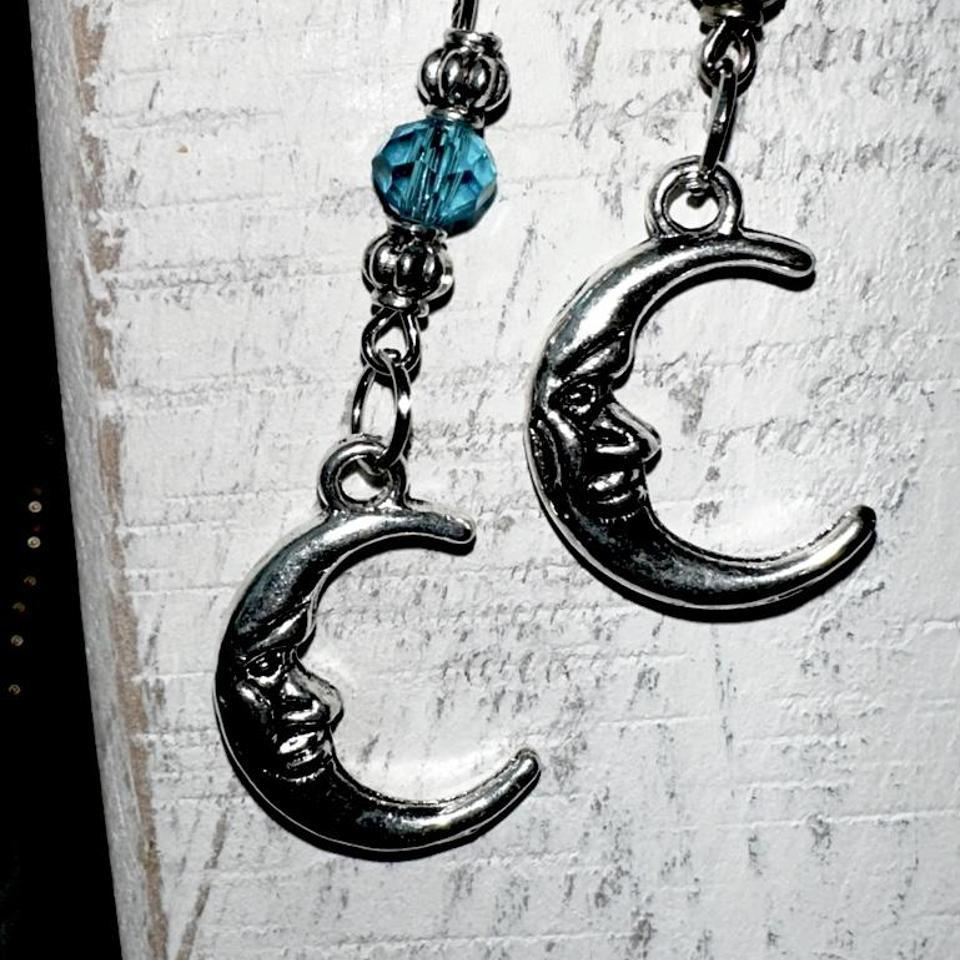 Silver Moon Earrings With Blue 8dae 2