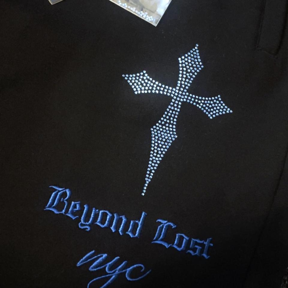Beyond Lost Nyc Black And 1ded 2