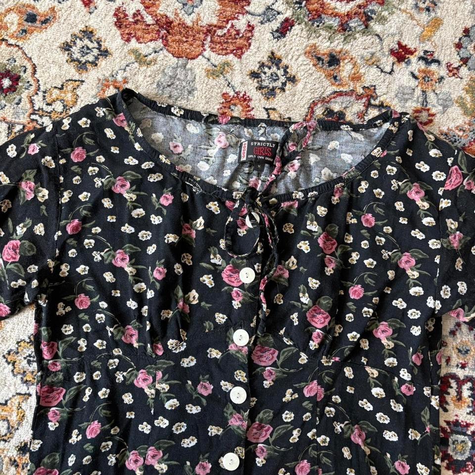 Strictly Girls Black Floral Button E166 3