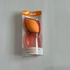 Real Techniques Miracle Complexion Sponge + Travel Case
