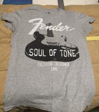 Fender Guitar T Shirt. Men’s Medium