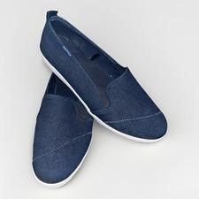 NAUTICA womens Slip On Sunmast 2 Canvas-style Shoe Sz 9.5 US 7.5UK 40EUR #351416