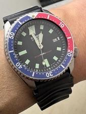 Seiko 7002-700J Date Diver Scuba 150m Automatic Mens Watch Authentic Working