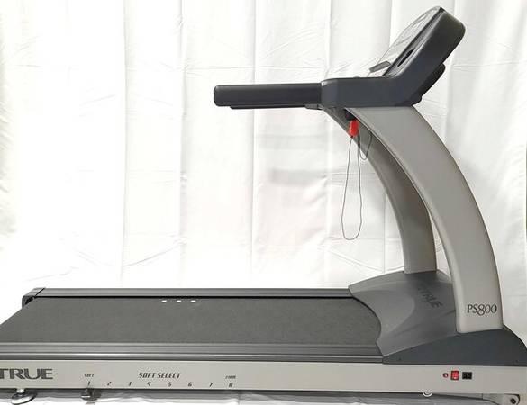 True PS800 Treadmill