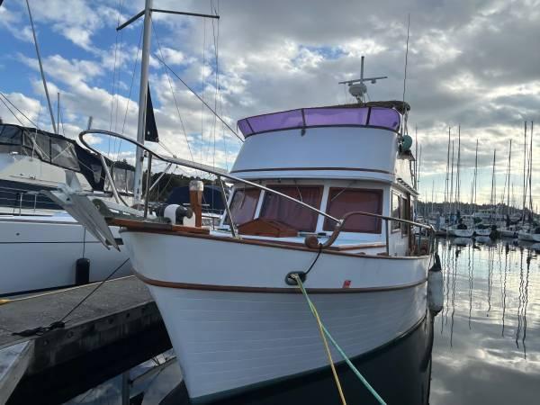 1979 tri cabin puget trawler 38 ft