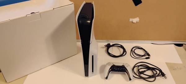 PS5 Slim - Disk Edition - Model CFI-2015)