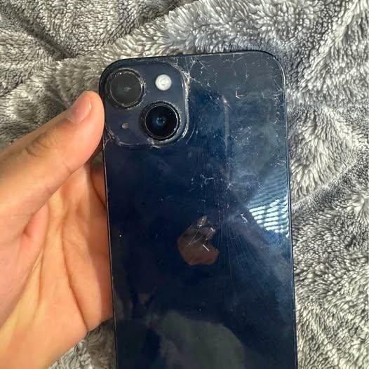 Iphone 14 (read caption)