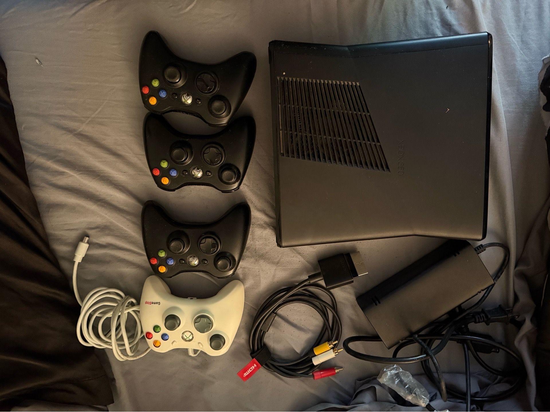 Xbox 360 with controller