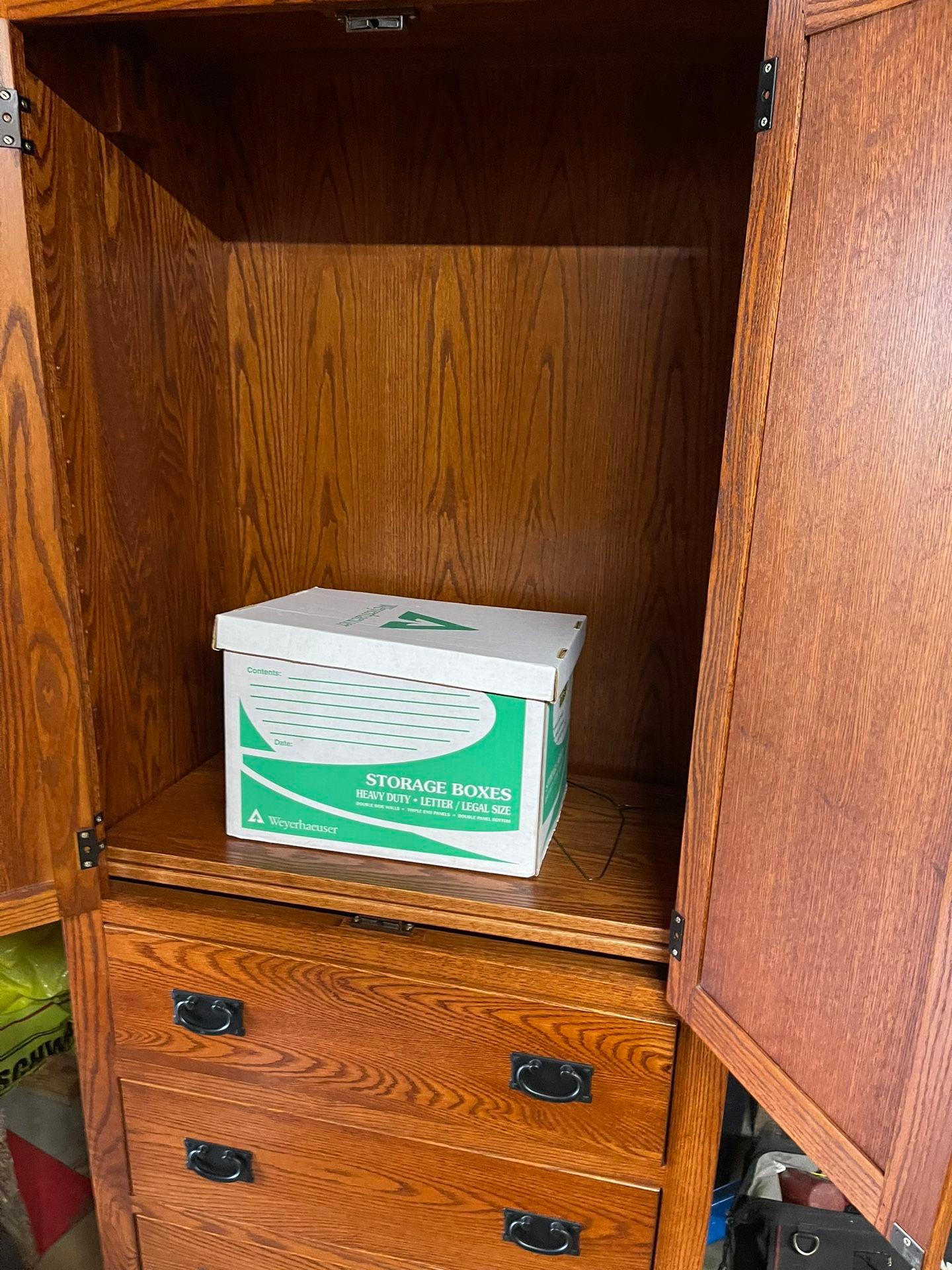 Dresser Excellent Conditions