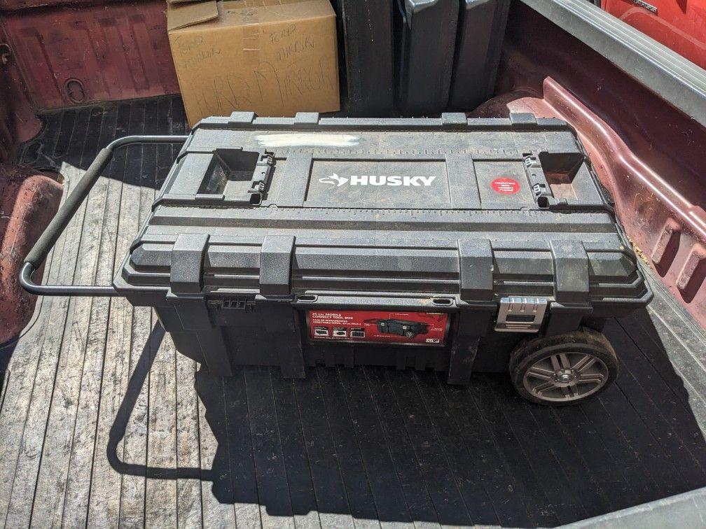 Husky 25 Gal Mobile Toolbox